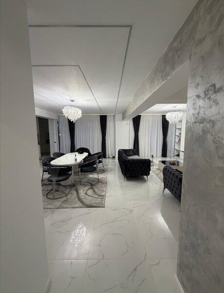 Pallady Penthouse exclusivist, lift propriu,