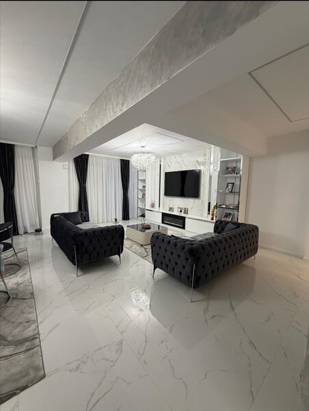 Pallady Penthouse exclusivist, lift propriu,